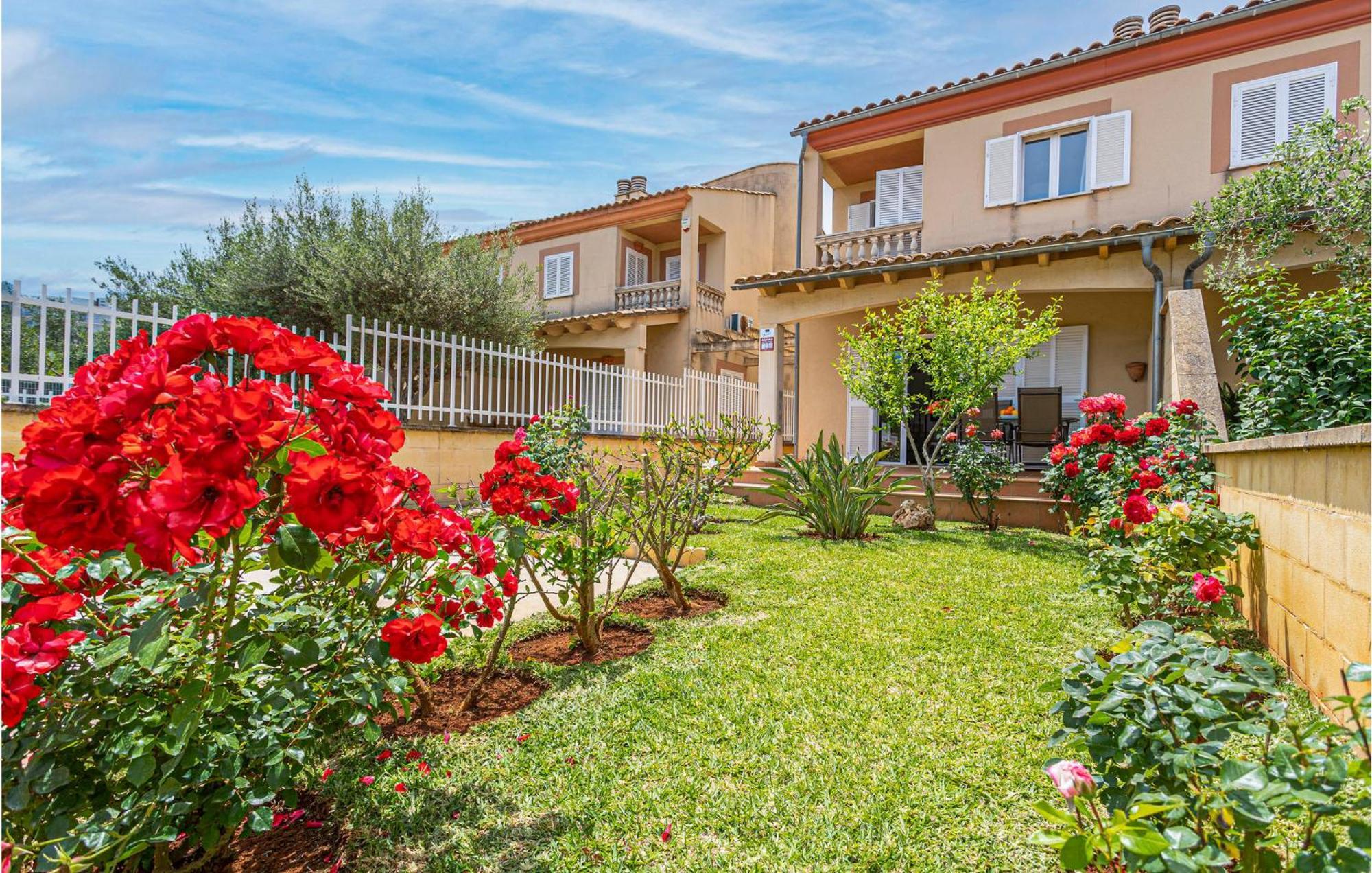 4 Bedroom Beautiful Home In Alcudia Port de Alcudia  Kültér fotó